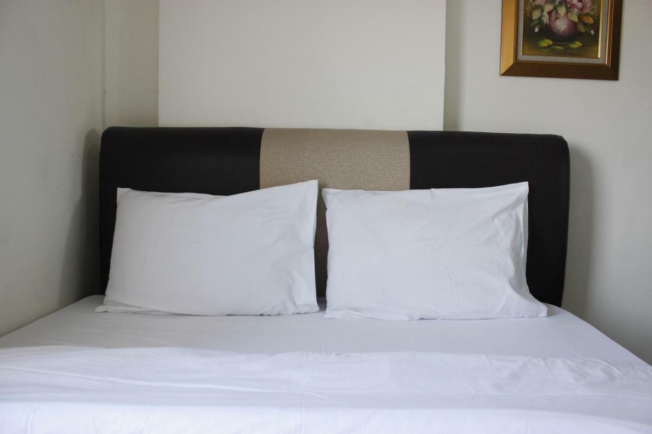 Minimalist 2br At Gateway Ahmad Yani Cicadas By Travelio Apartemen *