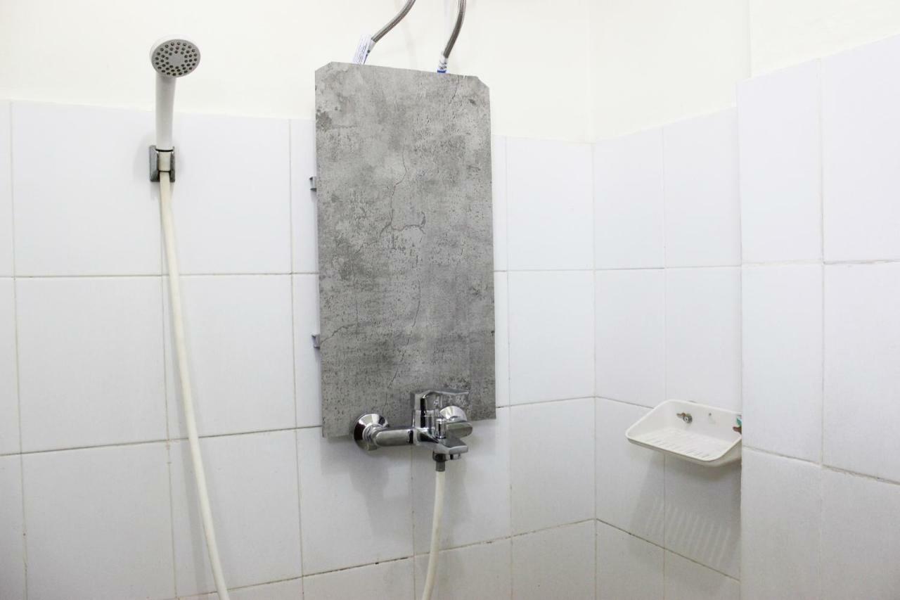 Minimalist 2br At Gateway Ahmad Yani Cicadas By Travelio Apartemen *