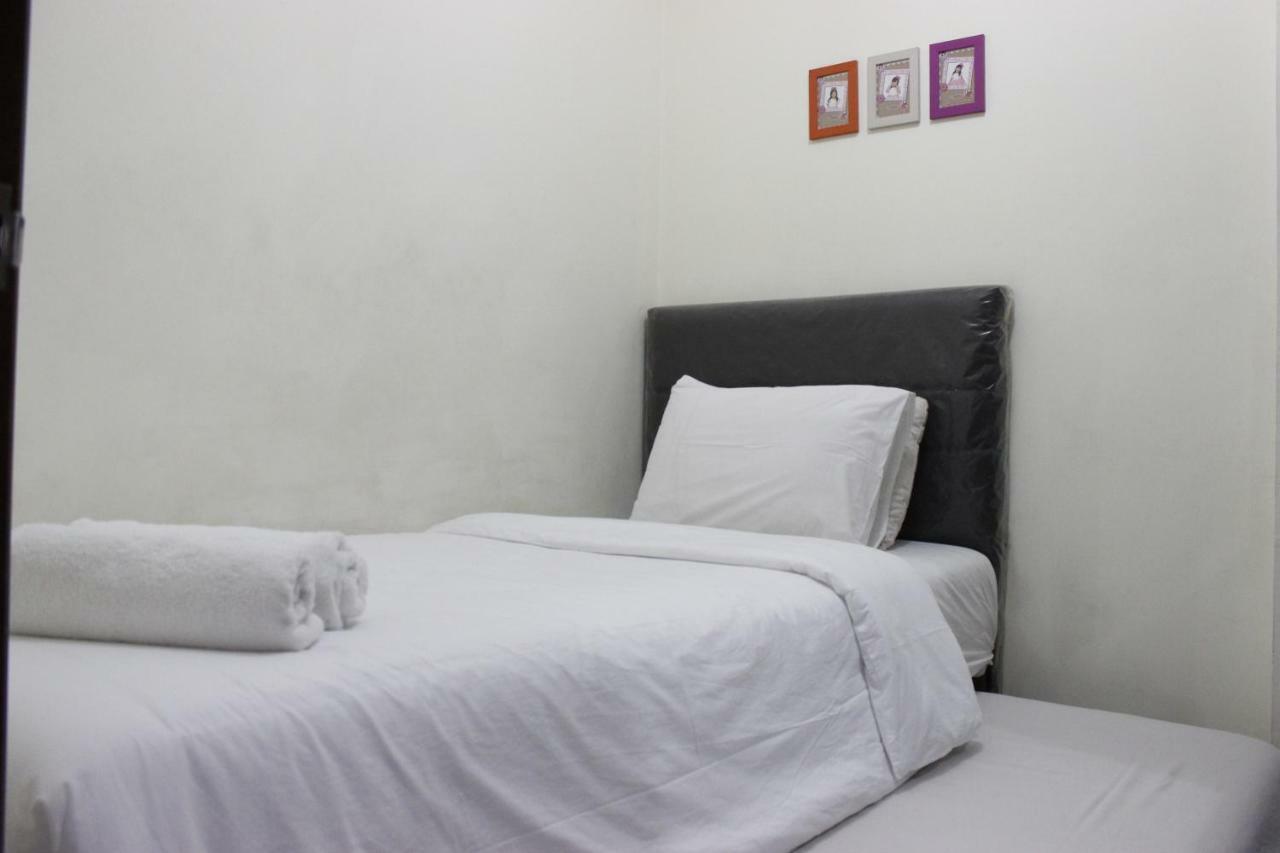 Apartemen Minimalist 2br At Gateway Ahmad Yani Cicadas By Travelio *
